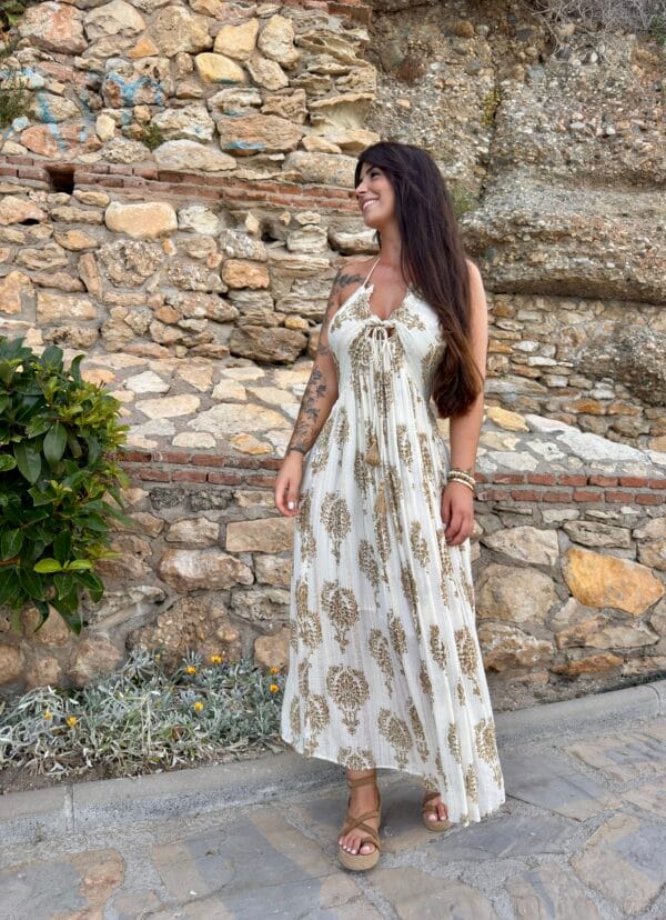 NAIRA Vestido